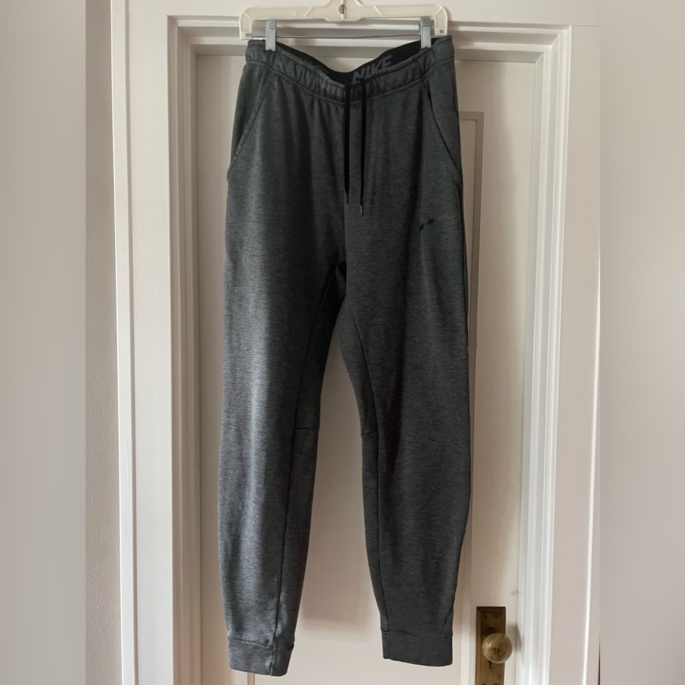 Nike drifit sweatpants